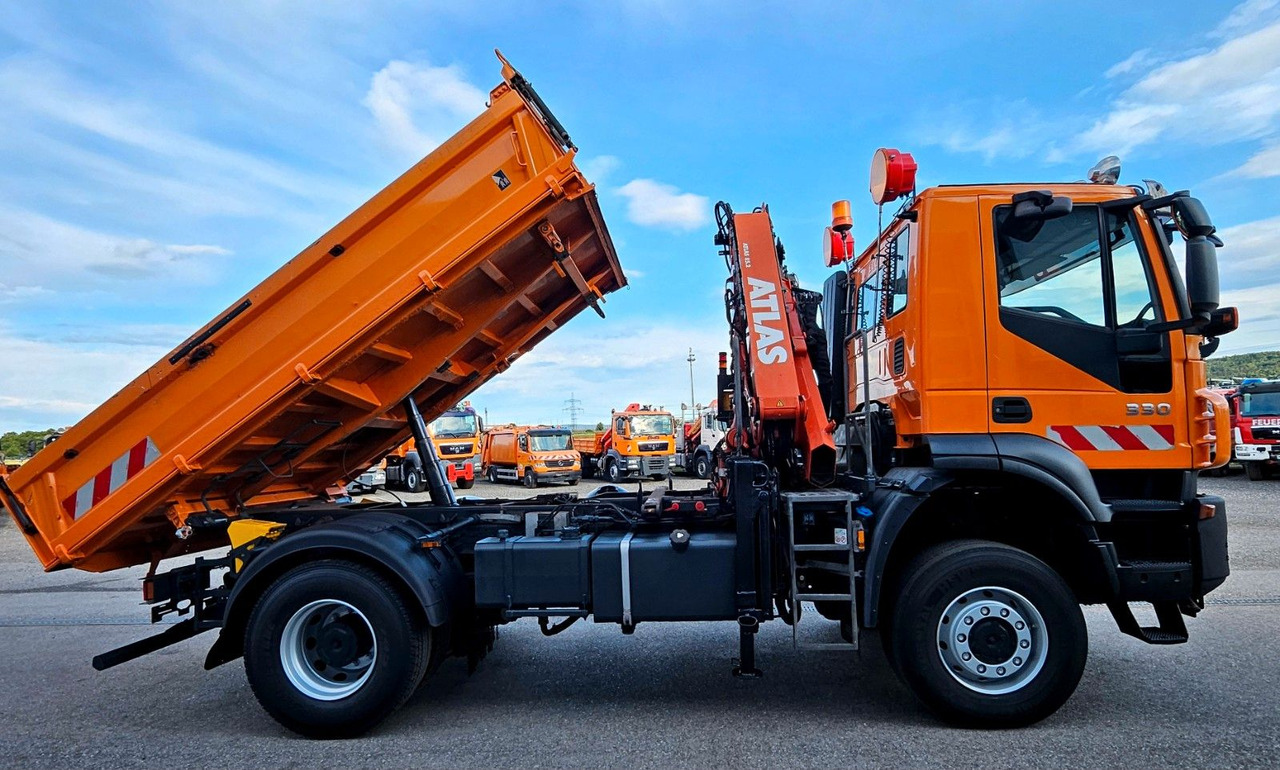 Iveco Trakker 190T33 4x4 Euro5 Kran Atlas Funk - Kipper vrachtwagen, Kraanwagen: afbeelding 5 Iveco Trakker 190T33 4x4 Euro5 Kran Atlas Funk - Kipper vrachtwagen, Kraanwagen: afbeelding 5