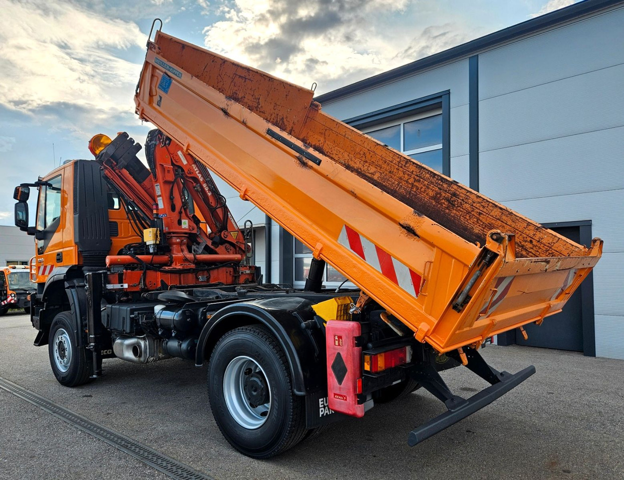 Iveco Trakker 190T33 4x4 Euro5 Kran Atlas Funk - Kipper vrachtwagen, Kraanwagen: afbeelding 3 Iveco Trakker 190T33 4x4 Euro5 Kran Atlas Funk - Kipper vrachtwagen, Kraanwagen: afbeelding 3