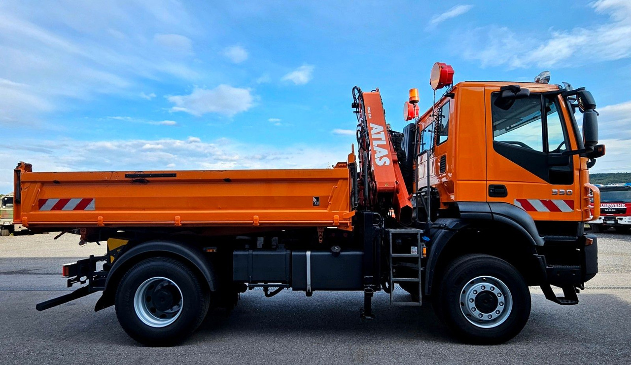 Iveco Trakker 190T33 4x4 Euro5 Kran Atlas Funk - Kipper vrachtwagen, Kraanwagen: afbeelding 5 Iveco Trakker 190T33 4x4 Euro5 Kran Atlas Funk - Kipper vrachtwagen, Kraanwagen: afbeelding 5