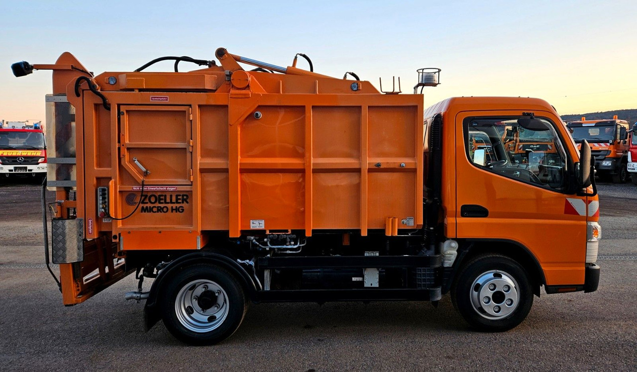 Mitsubishi Fuso Canter 6S15 Zoeller Micro Müllpresse - Vuilniswagen: afbeelding 5 Mitsubishi Fuso Canter 6S15 Zoeller Micro Müllpresse - Vuilniswagen: afbeelding 5