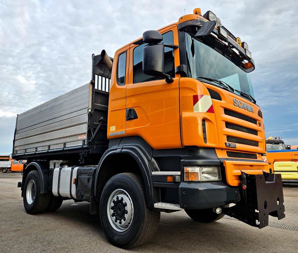 Scania R380 4x4 Winterdienst Euro4 - Kipper vrachtwagen: afbeelding 1 Scania R380 4x4 Winterdienst Euro4 - Kipper vrachtwagen: afbeelding 1