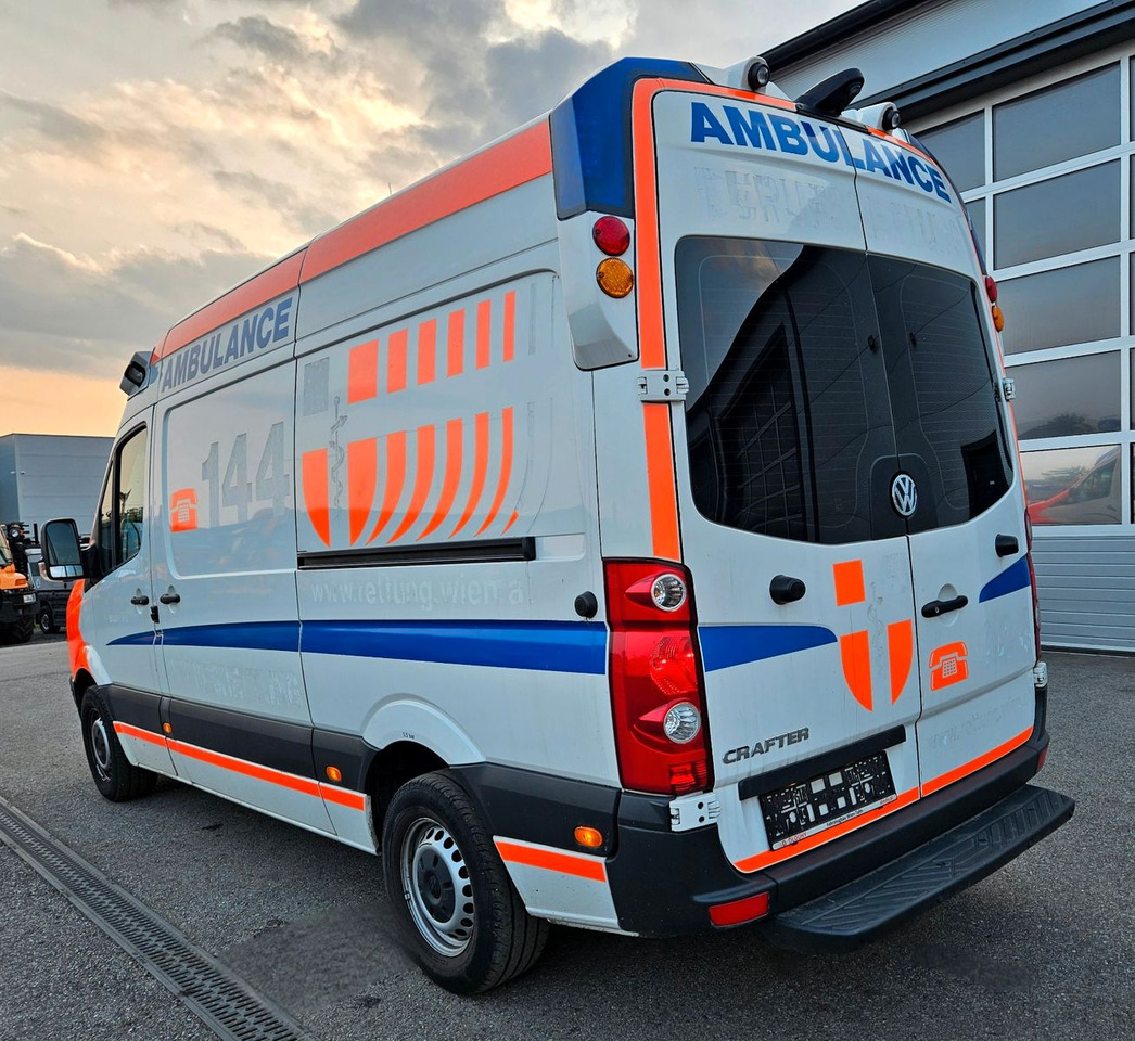 Volkswagen CRAFTER TDI Ambulance RTW L2H2 DLOUHY - Ambulance: afbeelding 3 Volkswagen CRAFTER TDI Ambulance RTW L2H2 DLOUHY - Ambulance: afbeelding 3