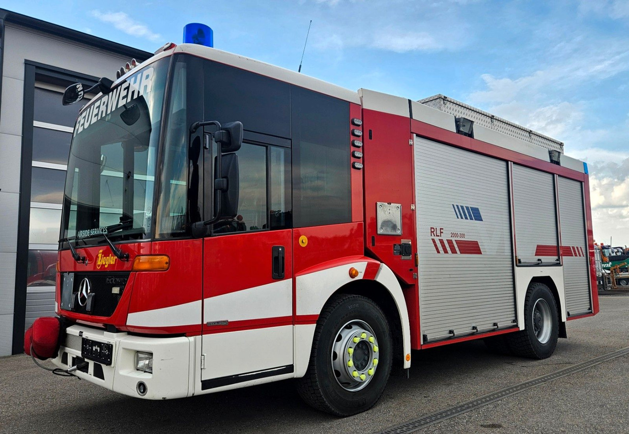 Mercedes-Benz 1829 Feuerwehr Ziegler RLF 2000/300 TLF Winde - Vrachtwagen: afbeelding 1 Mercedes-Benz 1829 Feuerwehr Ziegler RLF 2000/300 TLF Winde - Vrachtwagen: afbeelding 1