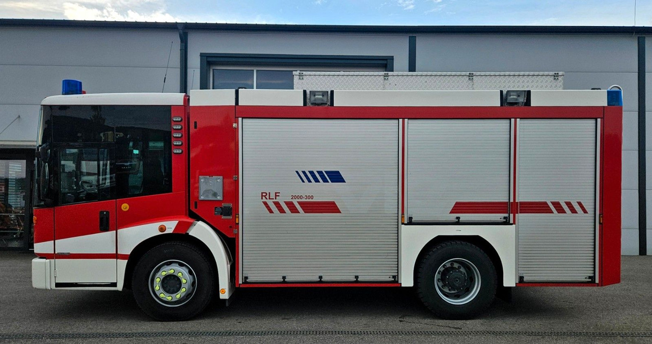 Mercedes-Benz 1829 Feuerwehr Ziegler RLF 2000/300 TLF Winde - Vrachtwagen: afbeelding 2 Mercedes-Benz 1829 Feuerwehr Ziegler RLF 2000/300 TLF Winde - Vrachtwagen: afbeelding 2