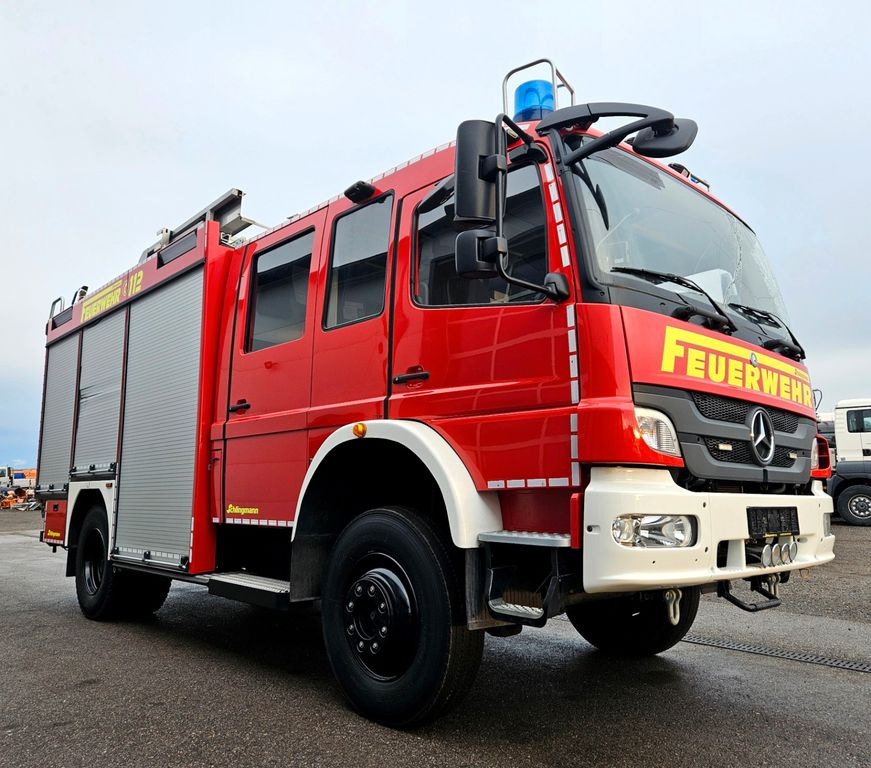 Mercedes-Benz Atego 1529 4x4 Feuerwehr Schlingmann LF20 - Vrachtwagen: afbeelding 1 Mercedes-Benz Atego 1529 4x4 Feuerwehr Schlingmann LF20 - Vrachtwagen: afbeelding 1