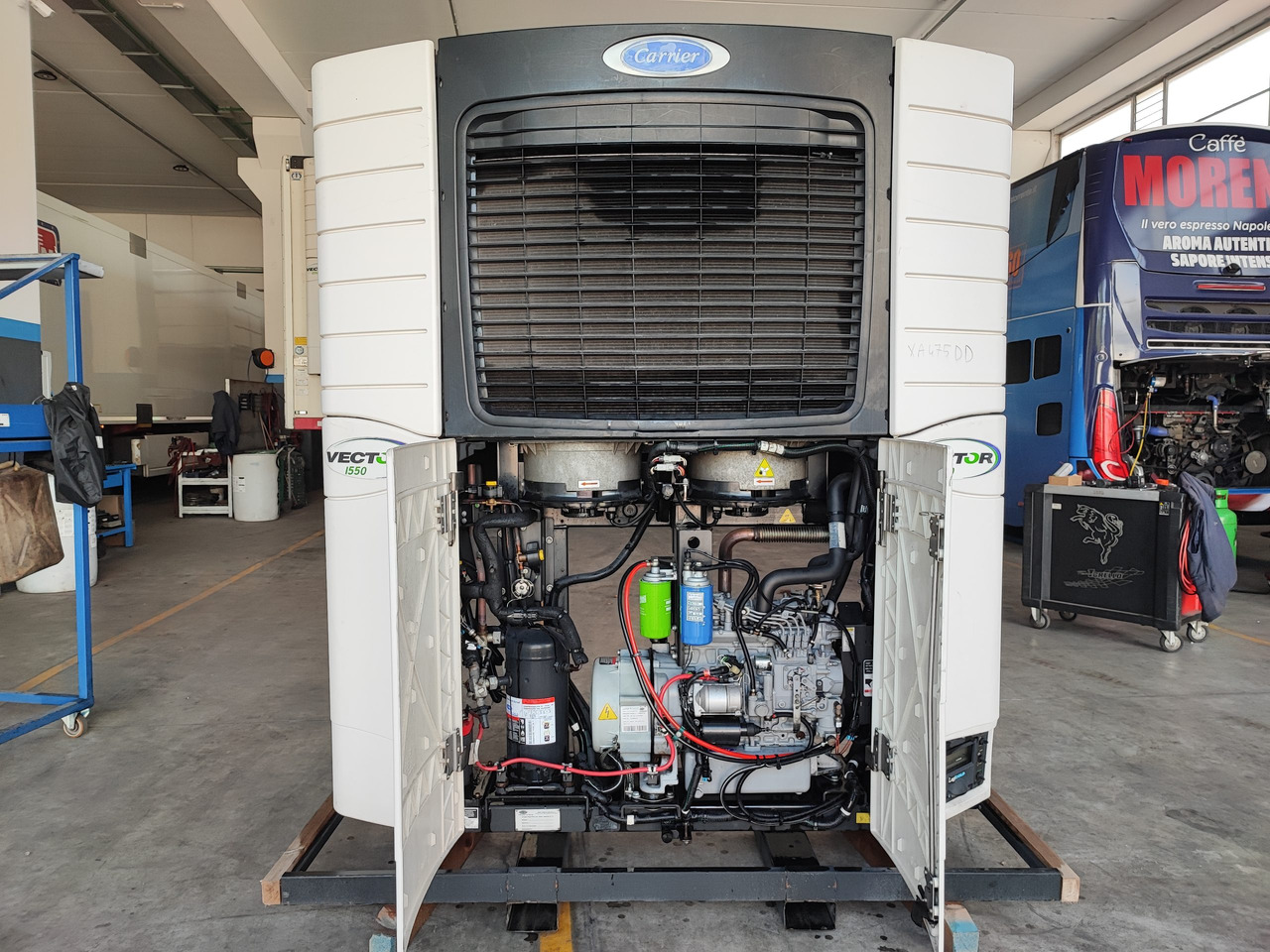 Motore Frigo Carrier Vector 1550 - Koelunit: afbeelding 2 Motore Frigo Carrier Vector 1550 - Koelunit: afbeelding 2