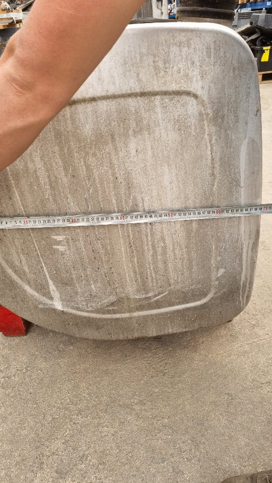 Serbatoio Volvo 570 lt - Brandstoftank: afbeelding 4 Serbatoio Volvo 570 lt - Brandstoftank: afbeelding 4