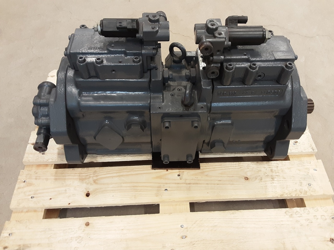 Kawasaki K3V112DTP1P9R-1E32-AV - Hydraulische pomp voor Rupsgraafmachine: afbeelding 3 Kawasaki K3V112DTP1P9R-1E32-AV - Hydraulische pomp voor Rupsgraafmachine: afbeelding 3