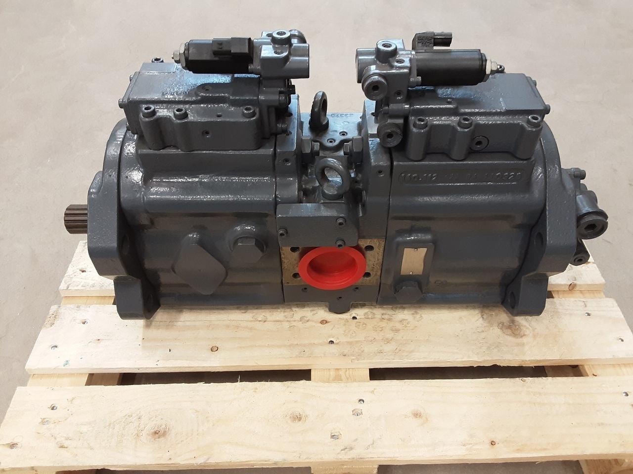 Kawasaki K3V112DTP1P9R-1E32-AV - Hydraulische pomp voor Rupsgraafmachine: afbeelding 1 Kawasaki K3V112DTP1P9R-1E32-AV - Hydraulische pomp voor Rupsgraafmachine: afbeelding 1