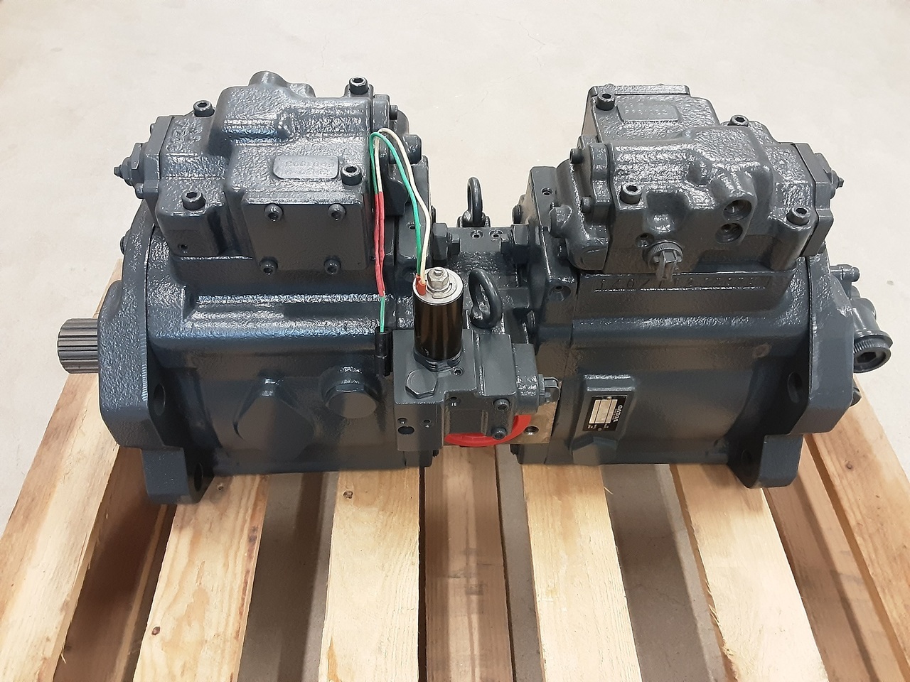 Kawasaki K5V140DT-151R-9N29-HV - Hydraulische pomp voor Rupsgraafmachine: afbeelding 1 Kawasaki K5V140DT-151R-9N29-HV - Hydraulische pomp voor Rupsgraafmachine: afbeelding 1
