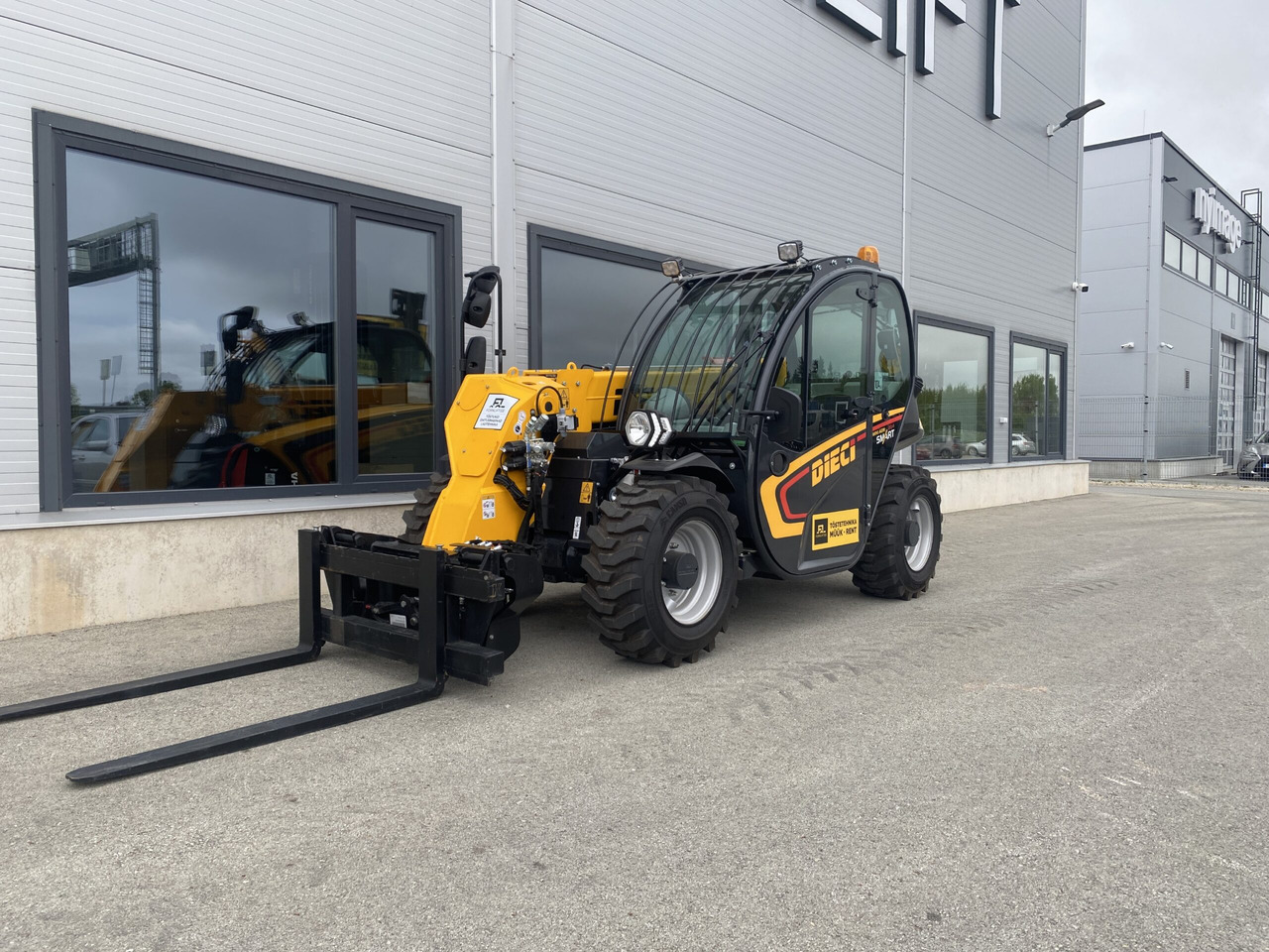 Dieci Mini Agri 20.4 SMART 37 kW - Verreiker: afbeelding 1 Dieci Mini Agri 20.4 SMART 37 kW - Verreiker: afbeelding 1