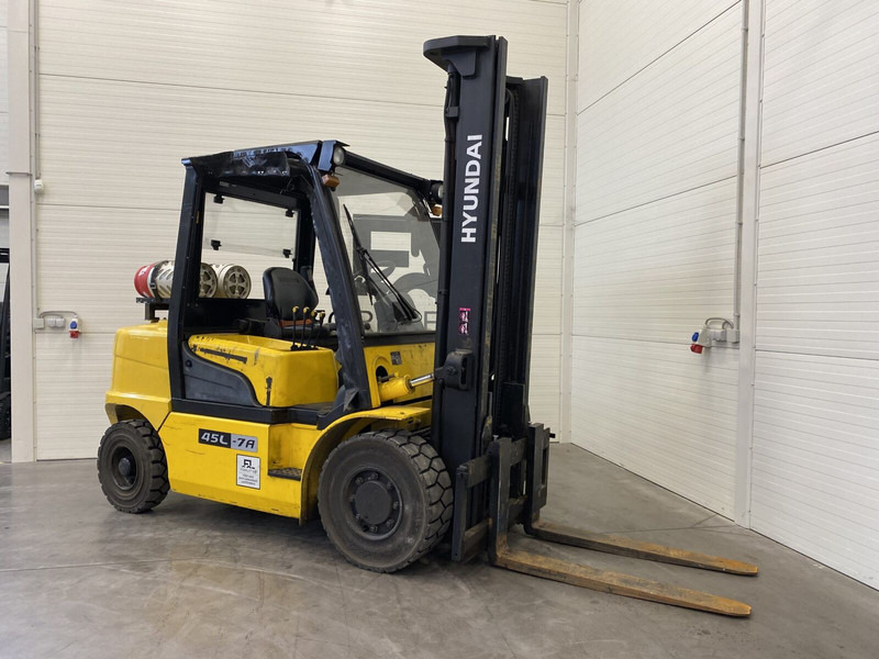 Hyundai 45L-7A - LPG heftruck: afbeelding 4 Hyundai 45L-7A - LPG heftruck: afbeelding 4
