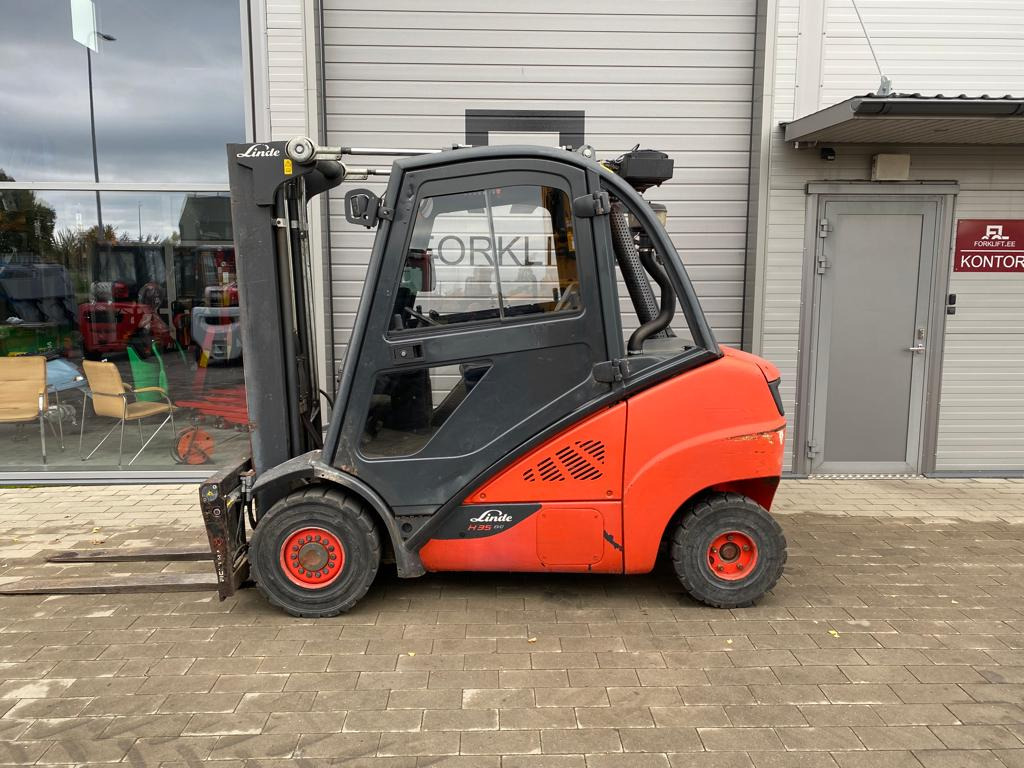 Linde H35D - Diesel heftruck: afbeelding 4 Linde H35D - Diesel heftruck: afbeelding 4