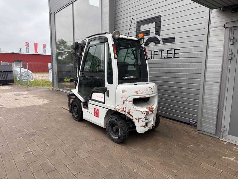 Nissan Y1D2A20Q - Diesel heftruck: afbeelding 3 Nissan Y1D2A20Q - Diesel heftruck: afbeelding 3