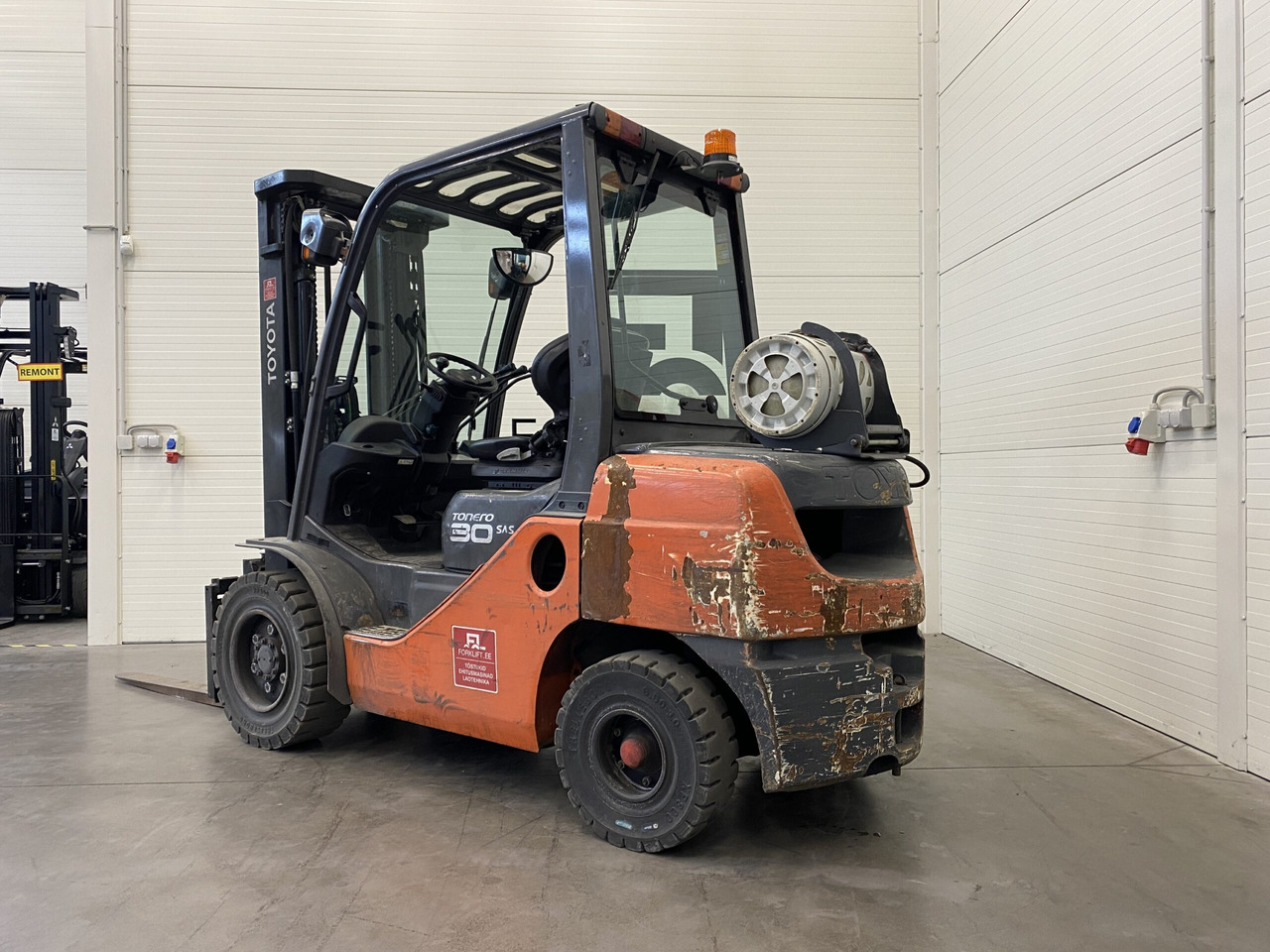 Toyota 02-8FGF30 - LPG heftruck: afbeelding 2 Toyota 02-8FGF30 - LPG heftruck: afbeelding 2
