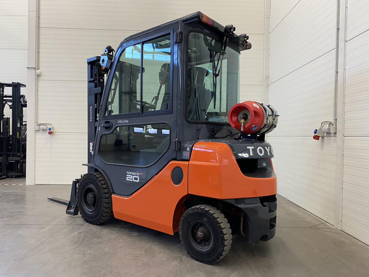 Toyota 06-8FG20F - LPG heftruck: afbeelding 2 Toyota 06-8FG20F - LPG heftruck: afbeelding 2