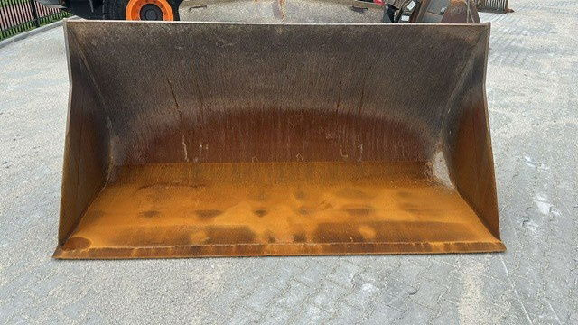 Volvo Graaf bak L60 L70 L90 L110 - Voorladerbak: afbeelding 4 Volvo Graaf bak L60 L70 L90 L110 - Voorladerbak: afbeelding 4