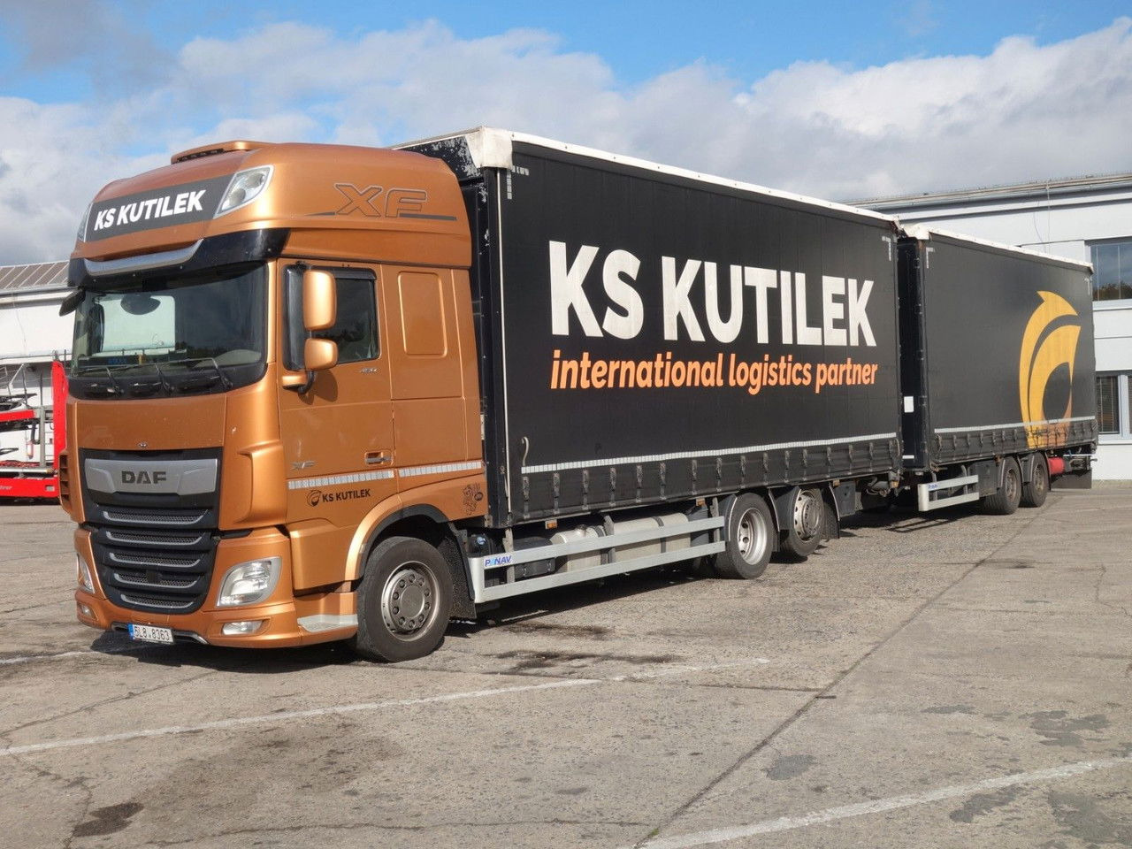 DAF XF 480 SSC, 120 cbm, Durchfahren - Schuifzeilen vrachtwagen: afbeelding 1 DAF XF 480 SSC, 120 cbm, Durchfahren - Schuifzeilen vrachtwagen: afbeelding 1