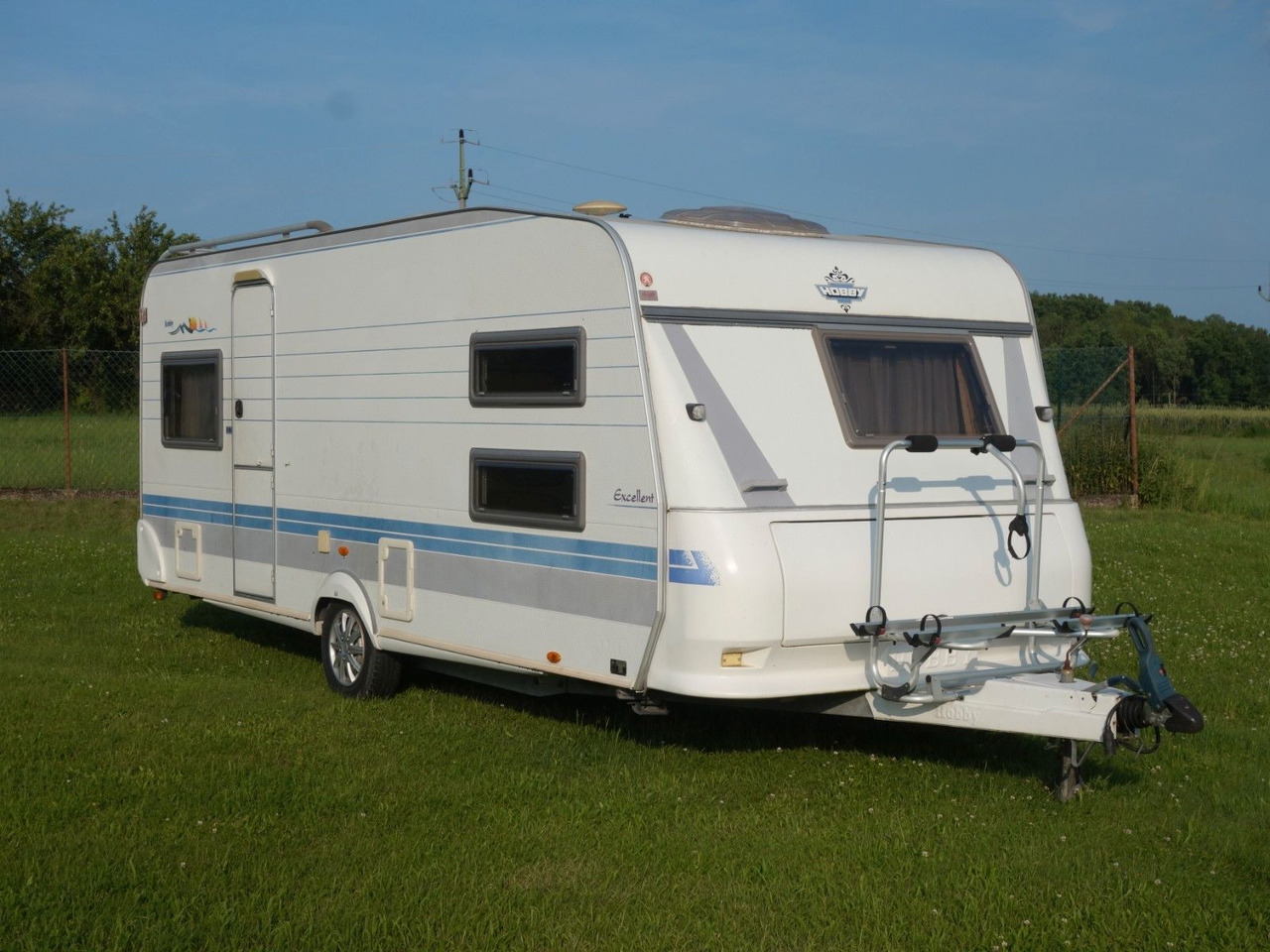 Hobby 540 Excellent Easy, Pallanden, 6 Liegen, Vorzelt - Caravan: afbeelding 1 Hobby 540 Excellent Easy, Pallanden, 6 Liegen, Vorzelt - Caravan: afbeelding 1