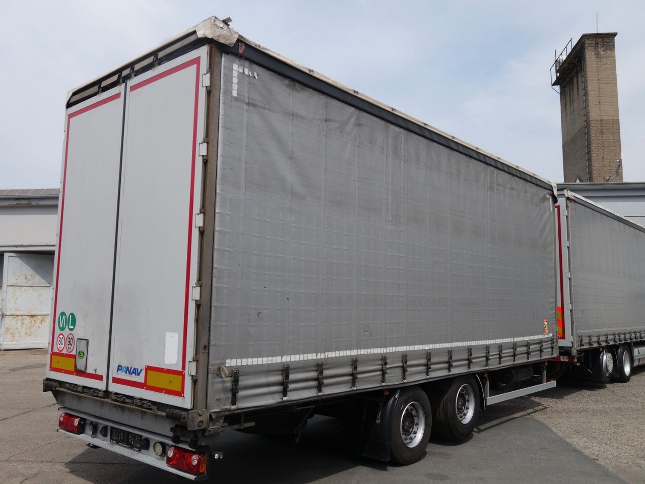 Renault T520 6x2 + trailer, 120m3, 2x Liftachse - Schuifzeilen vrachtwagen: afbeelding 5 Renault T520 6x2 + trailer, 120m3, 2x Liftachse - Schuifzeilen vrachtwagen: afbeelding 5