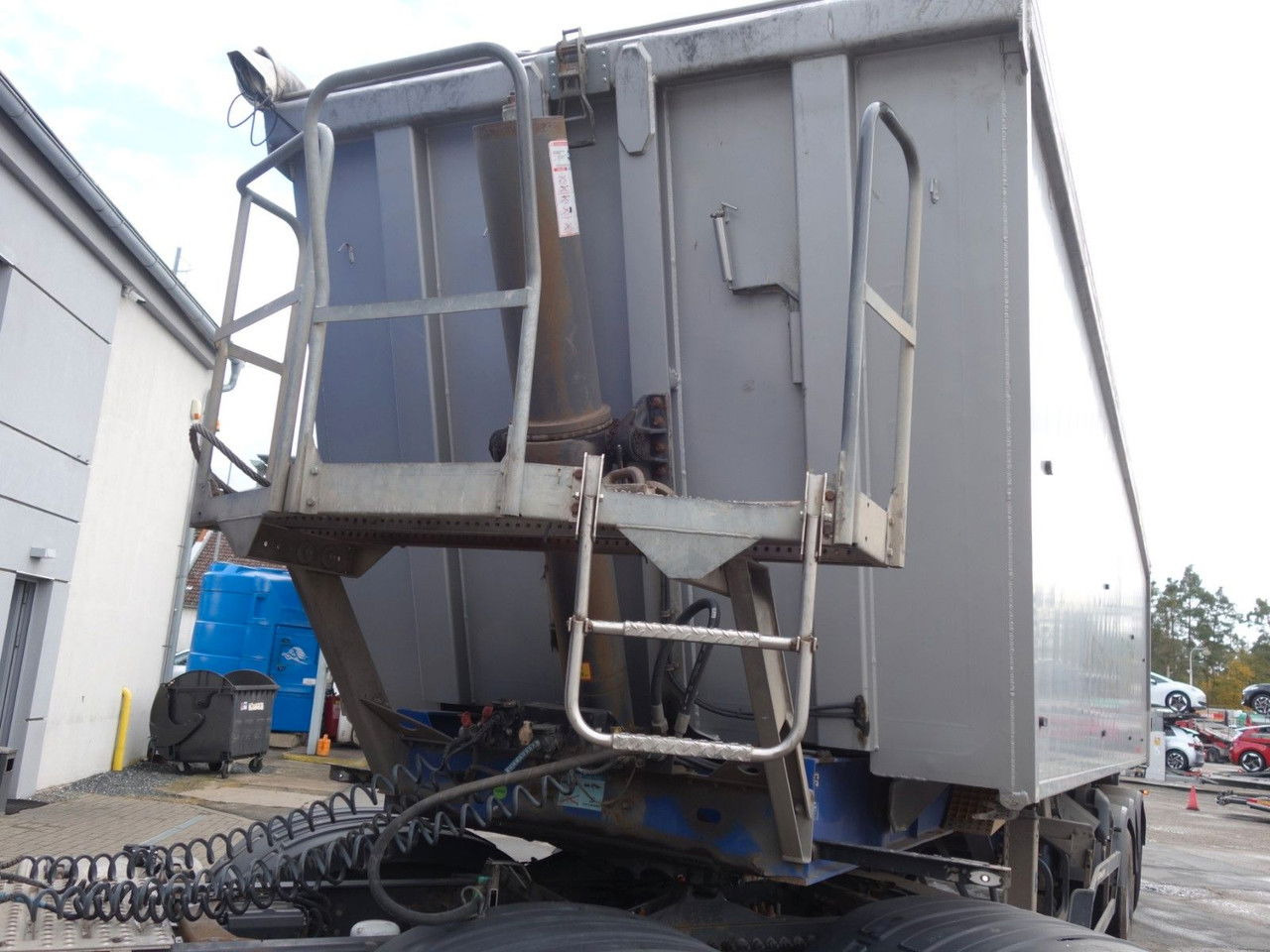 Leasing Schwarzmüller SK KIS 3/E , 50 cm3, SAF, Liftachse Schwarzmüller SK KIS 3/E , 50 cm3, SAF, Liftachse: afbeelding 12 Leasing Schwarzmüller SK KIS 3/E , 50 cm3, SAF, Liftachse Schwarzmüller SK KIS 3/E , 50 cm3, SAF, Liftachse: afbeelding 12