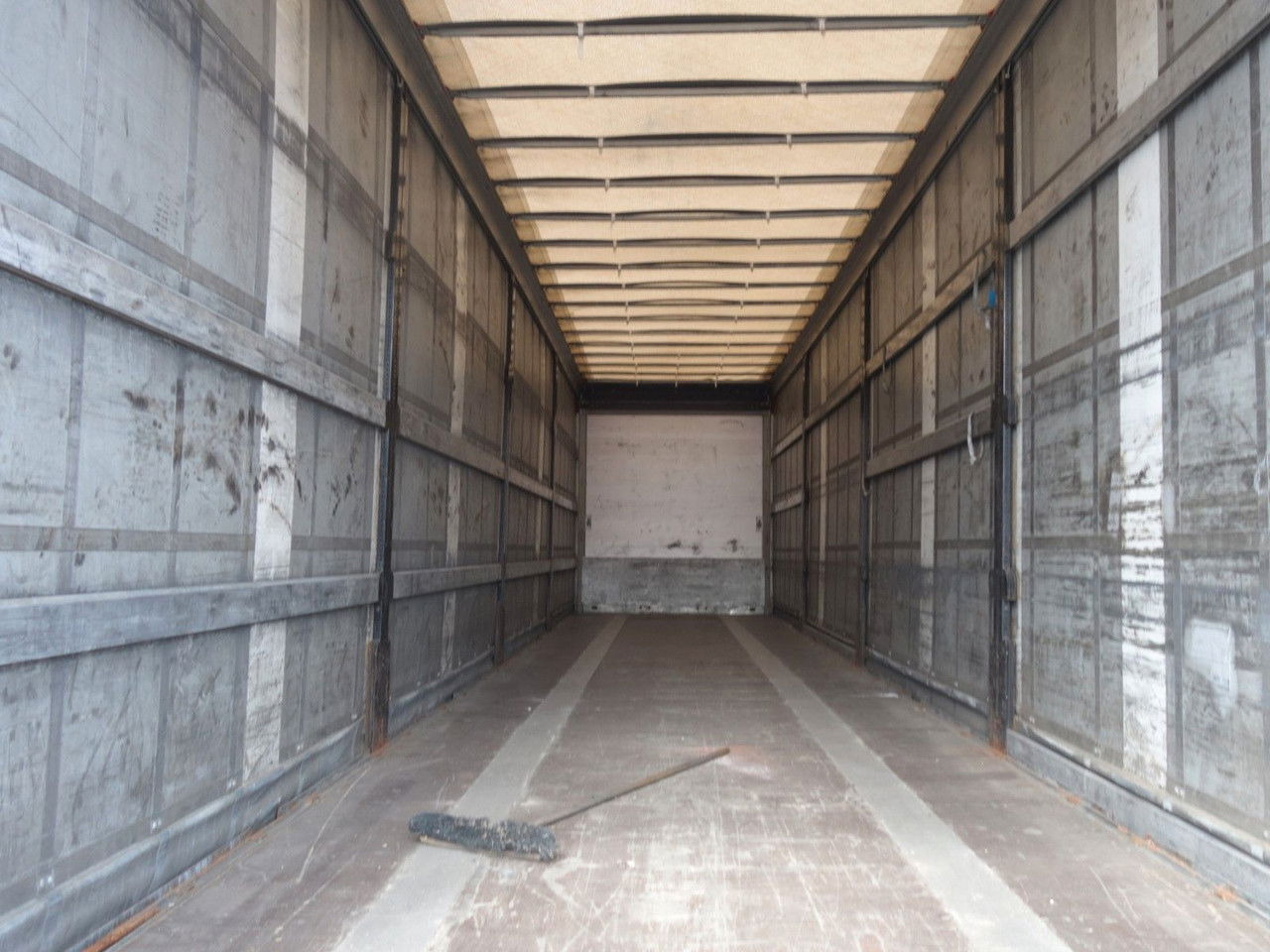 Schwarzmüller SPA 3/E Mega, Liftachse, SAF Achsen, 2 Stk. SPA 3/E Mega, Liftachse, SAF Achsen, 2 Stk. - Schuifzeiloplegger: afbeelding 5 Schwarzmüller SPA 3/E Mega, Liftachse, SAF Achsen, 2 Stk. SPA 3/E Mega, Liftachse, SAF Achsen, 2 Stk. - Schuifzeiloplegger: afbeelding 5