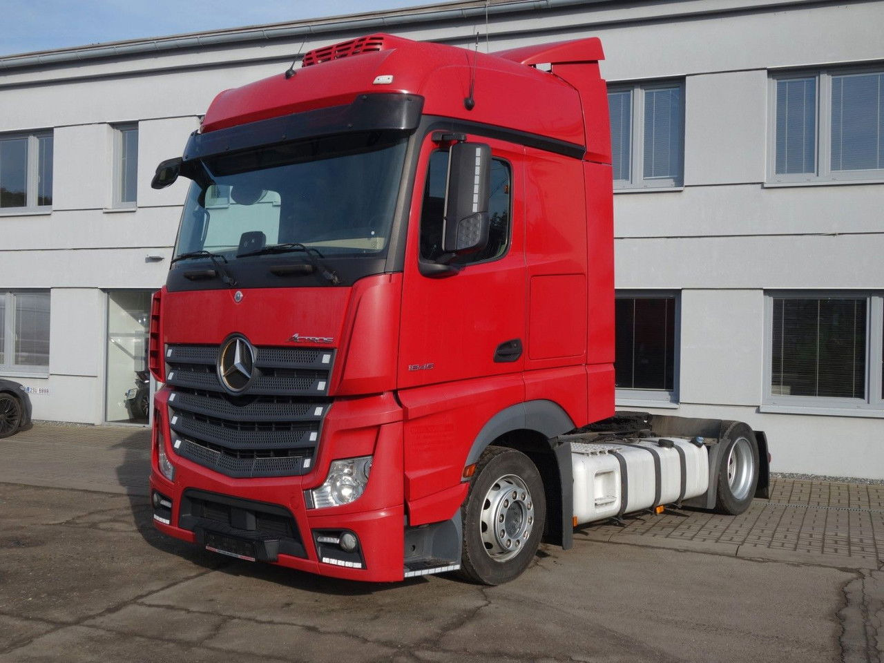 Mercedes-Benz Actros 1845 Lsnrl, Lowdeck, Standklima, 2 Stk. - Trekker: afbeelding 2 Mercedes-Benz Actros 1845 Lsnrl, Lowdeck, Standklima, 2 Stk. - Trekker: afbeelding 2