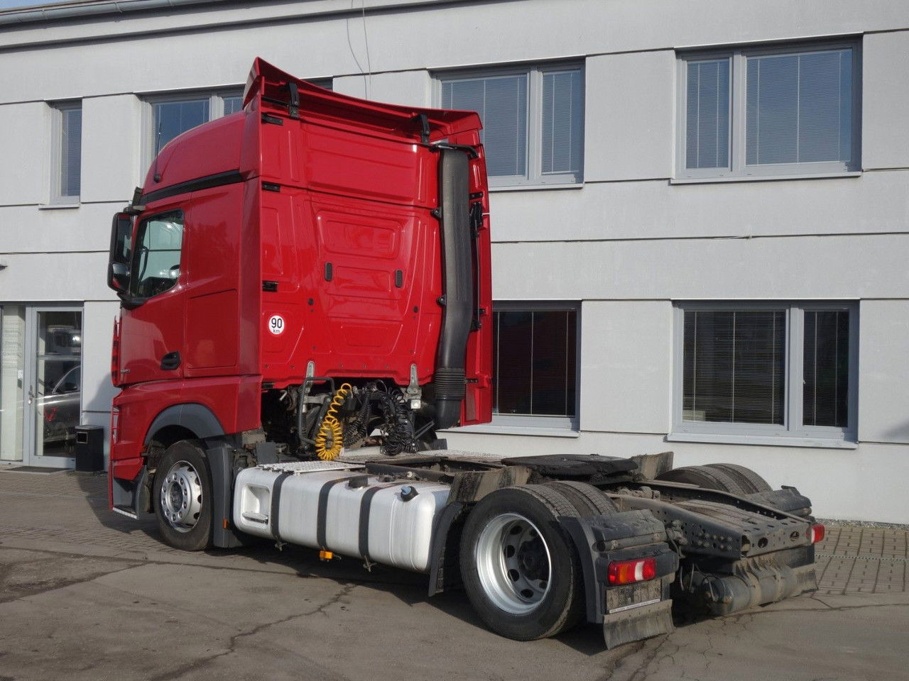 Mercedes-Benz Actros 1845 Lsnrl, Lowdeck, Standklima, 2 Stk. - Trekker: afbeelding 4 Mercedes-Benz Actros 1845 Lsnrl, Lowdeck, Standklima, 2 Stk. - Trekker: afbeelding 4