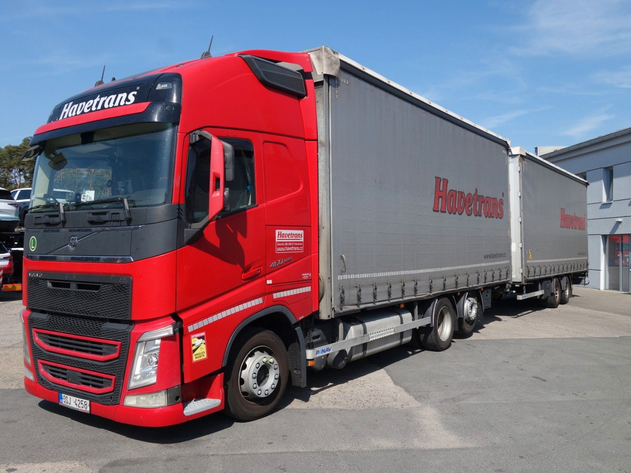 Volvo FH 460 XL 6x2, 120 cbm, Durchfahren - Schuifzeilen vrachtwagen: afbeelding 1 Volvo FH 460 XL 6x2, 120 cbm, Durchfahren - Schuifzeilen vrachtwagen: afbeelding 1