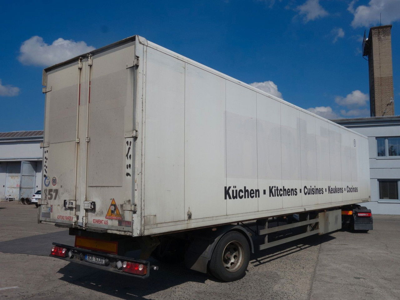 WEKA Weka, 1 Achse, Lenkachse 1 Achse, Lenkachse - Gesloten oplegger: afbeelding 4 WEKA Weka, 1 Achse, Lenkachse 1 Achse, Lenkachse - Gesloten oplegger: afbeelding 4