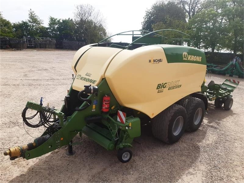 Krone Big Pack 1290 HDP II XC m. Balecollect 1230 - Vierkante balenpers: afbeelding 1 Krone Big Pack 1290 HDP II XC m. Balecollect 1230 - Vierkante balenpers: afbeelding 1