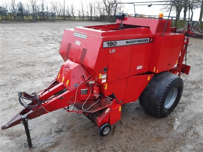 Massey Ferguson 190 - Vierkante balenpers: afbeelding 4 Massey Ferguson 190 - Vierkante balenpers: afbeelding 4