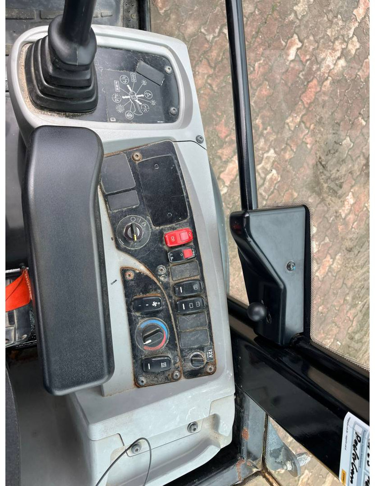 Leasing CAT 908M CAT 908M: afbeelding 8