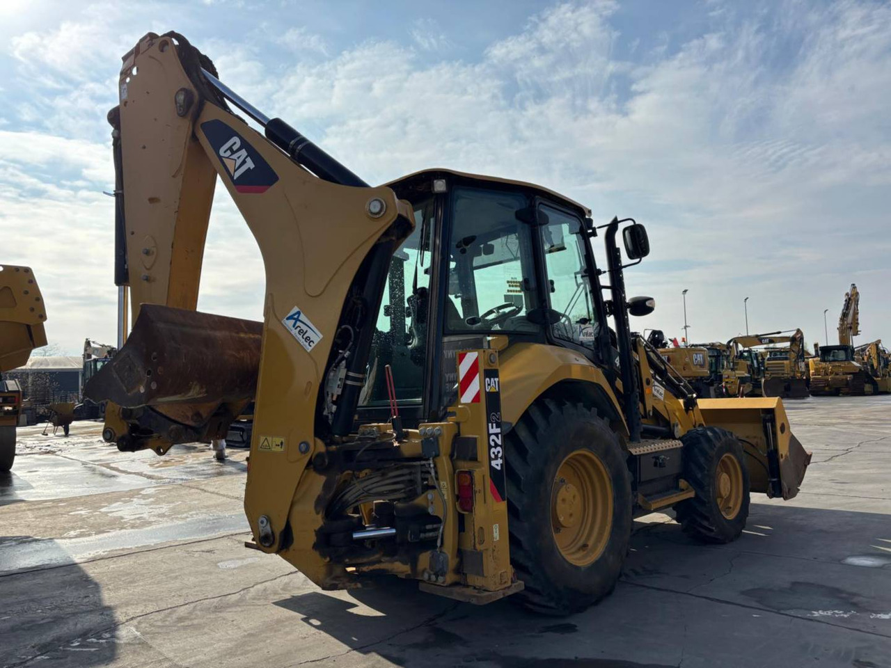 CAT 432F2 - Graaflaadmachine: afbeelding 3 CAT 432F2 - Graaflaadmachine: afbeelding 3