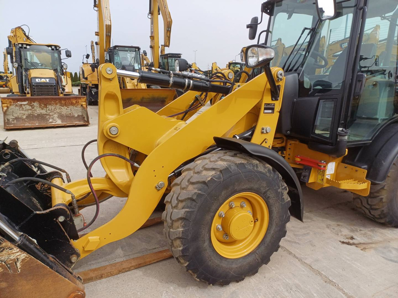 Wiellader CAT 906M: afbeelding 14