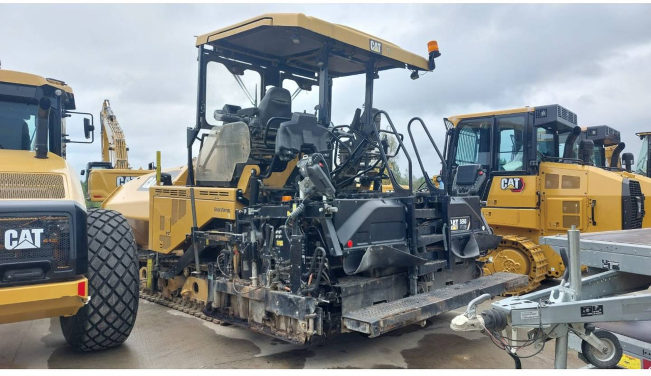 CAT AP655F - Asfaltafwerkmachine: afbeelding 3 CAT AP655F - Asfaltafwerkmachine: afbeelding 3