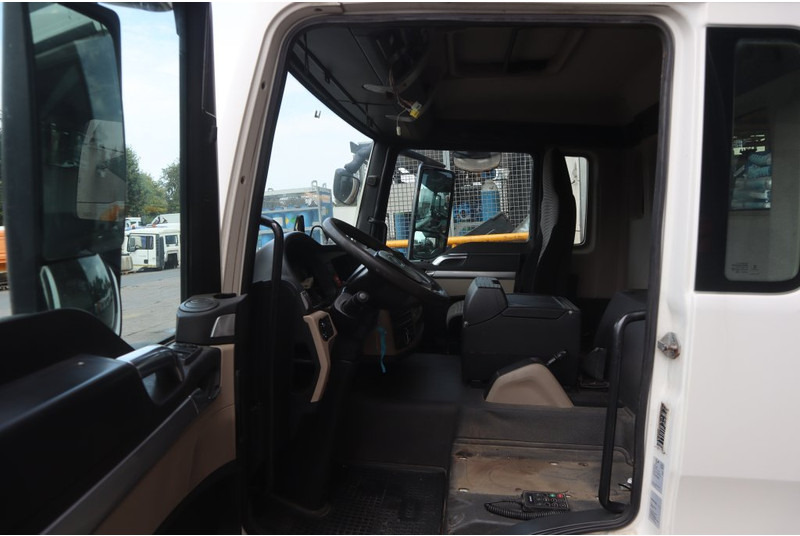MAN F99L17 TGS EURO6 - Cabine en interieur voor Vrachtwagen: afbeelding 5 MAN F99L17 TGS EURO6 - Cabine en interieur voor Vrachtwagen: afbeelding 5