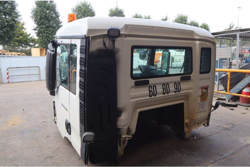 MAN F99L17 TGS EURO6 - Cabine en interieur voor Vrachtwagen: afbeelding 4 MAN F99L17 TGS EURO6 - Cabine en interieur voor Vrachtwagen: afbeelding 4
