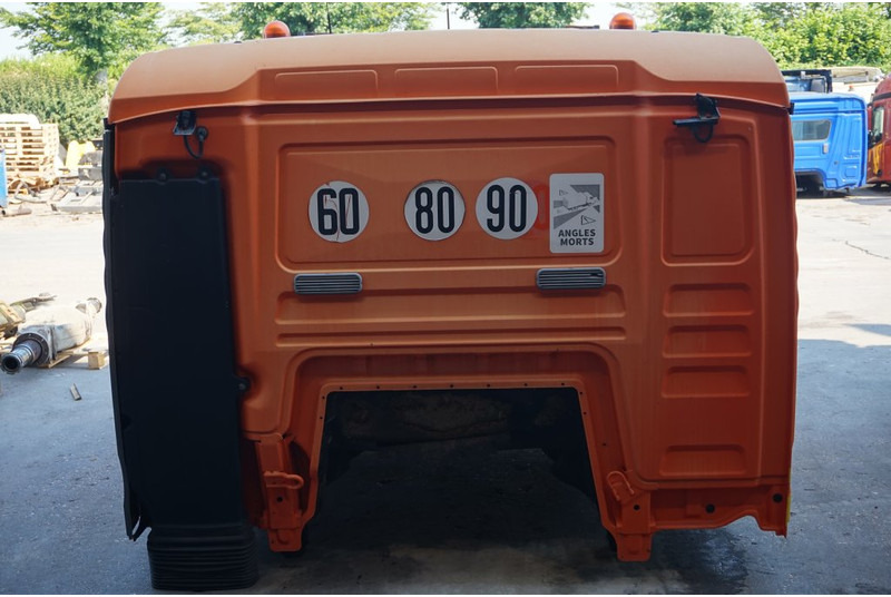 MAN F99L34 TGA - Cabine en interieur voor Vrachtwagen: afbeelding 4 MAN F99L34 TGA - Cabine en interieur voor Vrachtwagen: afbeelding 4
