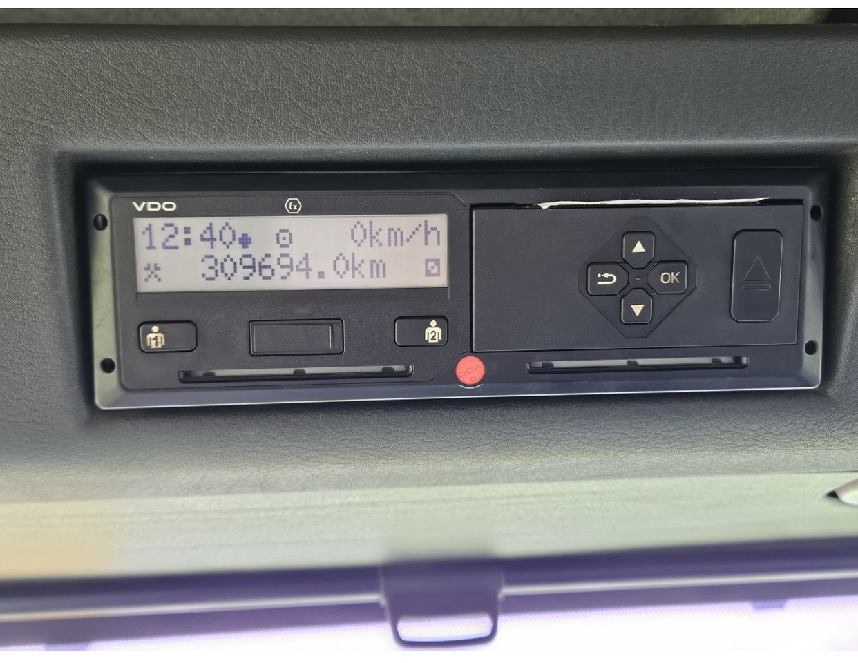 Kipper vrachtwagen MAN TGA 33.360 TIPPER 3 SIDE CRANE PALFINGER 16502 *REMOTE CONTROL: afbeelding 18 Kipper vrachtwagen MAN TGA 33.360 TIPPER 3 SIDE CRANE PALFINGER 16502 *REMOTE CONTROL: afbeelding 18