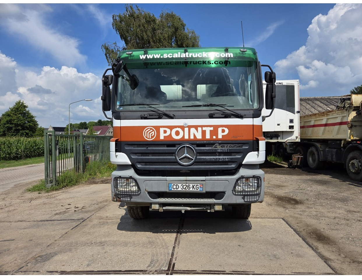 Mercedes 3241 concrete mixer truck 8x4 9m3 - Betonmixer: afbeelding 5 Mercedes 3241 concrete mixer truck 8x4 9m3 - Betonmixer: afbeelding 5