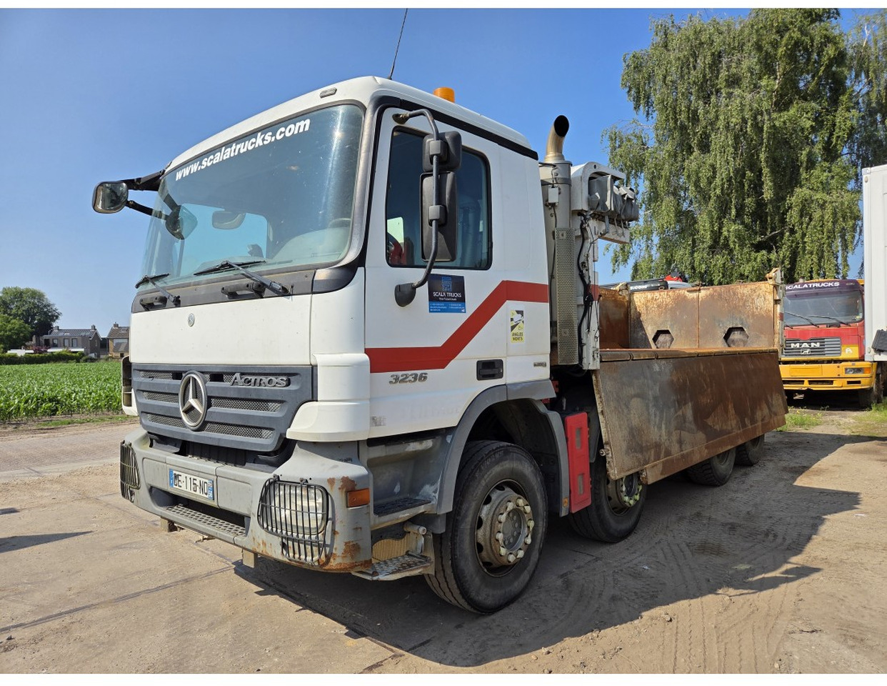 Mercedes Actros 3236 8x4 2-Side Tipper EPS Gearbox 3 Pedals - Kipper vrachtwagen: afbeelding 5 Mercedes Actros 3236 8x4 2-Side Tipper EPS Gearbox 3 Pedals - Kipper vrachtwagen: afbeelding 5