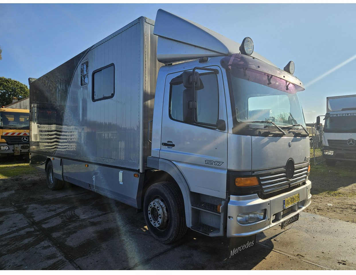 Mercedes Atego 1217 L 4x2 Horse transport Dutch Truck - Paardenvrachtwagen: afbeelding 4 Mercedes Atego 1217 L 4x2 Horse transport Dutch Truck - Paardenvrachtwagen: afbeelding 4
