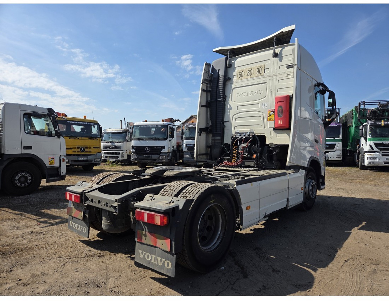 VOLVO FH 500 4X2 TRACTOR UNIT 2 TANKS VEB+ - Trekker: afbeelding 2 VOLVO FH 500 4X2 TRACTOR UNIT 2 TANKS VEB+ - Trekker: afbeelding 2