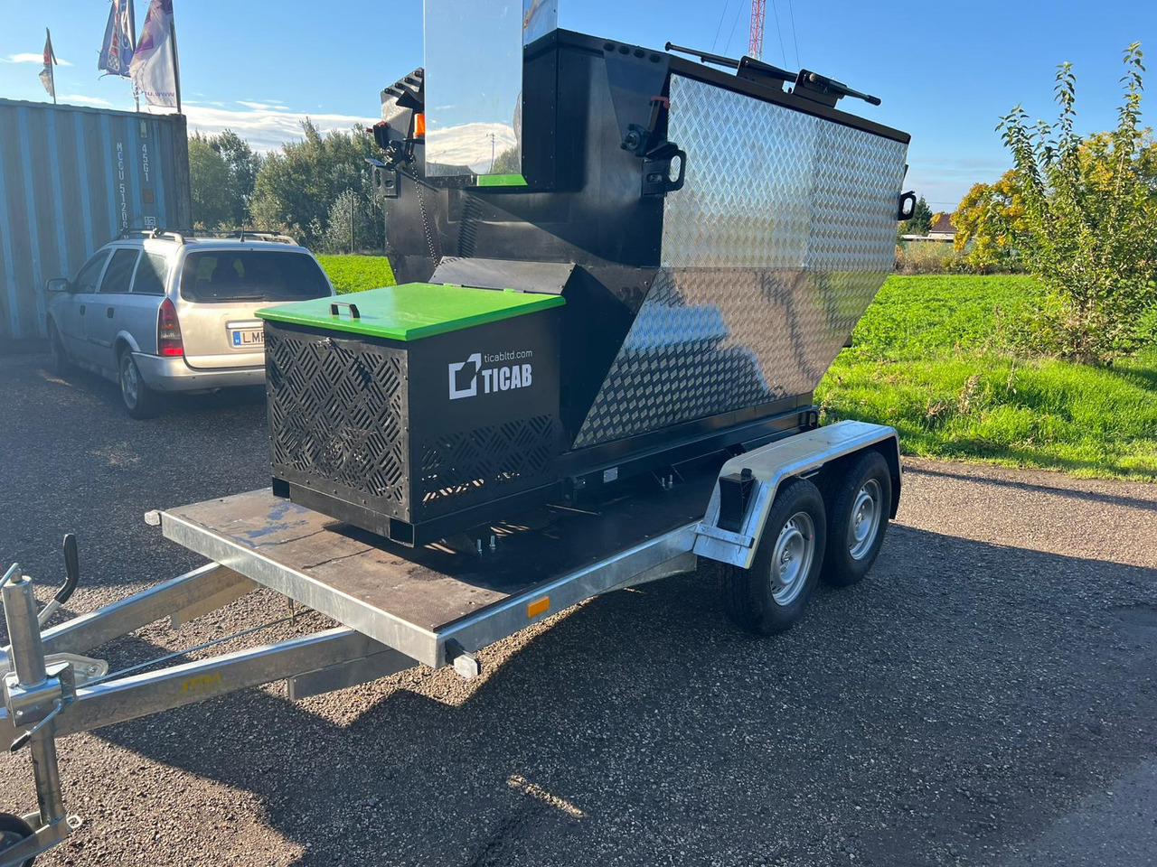 TICAB Asphalt Hot Box from the Manufacturer for 2,8 t, termiskais bunkurs asfaltam HB-2 - Asfaltmachine: afbeelding 4 TICAB Asphalt Hot Box from the Manufacturer for 2,8 t, termiskais bunkurs asfaltam HB-2 - Asfaltmachine: afbeelding 4