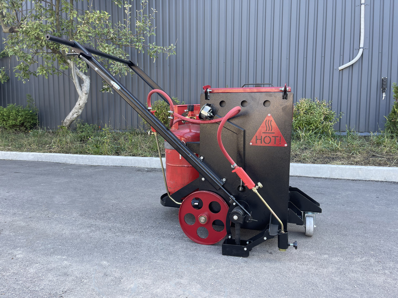 TICAB Manufacturer, Mini Crack Sealing Machine , Hand Push Crack Fill Machine - Bitumen sprayer: afbeelding 1 TICAB Manufacturer, Mini Crack Sealing Machine , Hand Push Crack Fill Machine - Bitumen sprayer: afbeelding 1