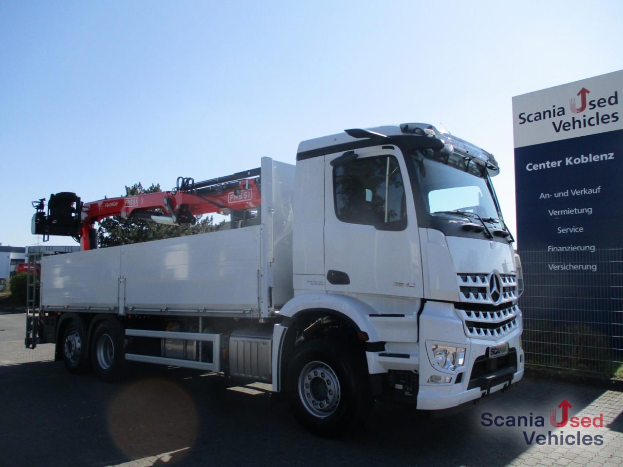 MERCEDES-BENZ AROCS 2545 - FASSI F240ASXP.23 - RUNGENSYSTEM - - Vrachtwagen met open laadbak: afbeelding 1 MERCEDES-BENZ AROCS 2545 - FASSI F240ASXP.23 - RUNGENSYSTEM - - Vrachtwagen met open laadbak: afbeelding 1