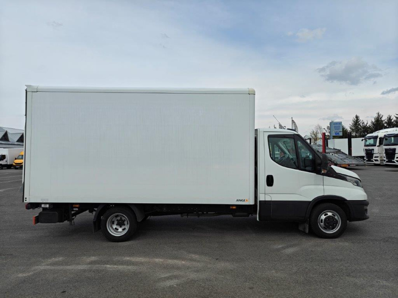 IVECO Daily 35C16H - Gesloten bestelwagen: afbeelding 4 IVECO Daily 35C16H - Gesloten bestelwagen: afbeelding 4