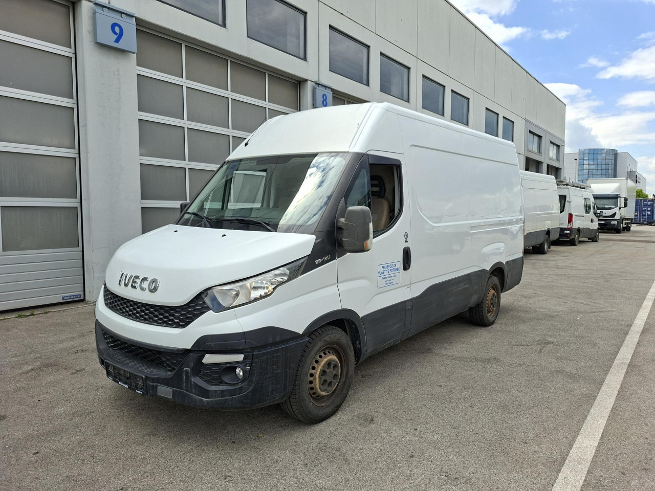 IVECO Daily 35S13V - Personenvervoer: afbeelding 1 IVECO Daily 35S13V - Personenvervoer: afbeelding 1
