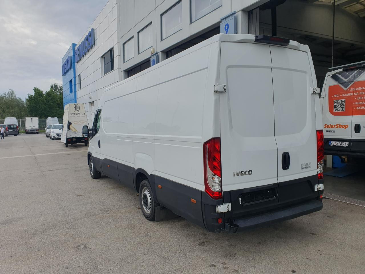 IVECO Daily 35S16A8V - Personenvervoer: afbeelding 3 IVECO Daily 35S16A8V - Personenvervoer: afbeelding 3